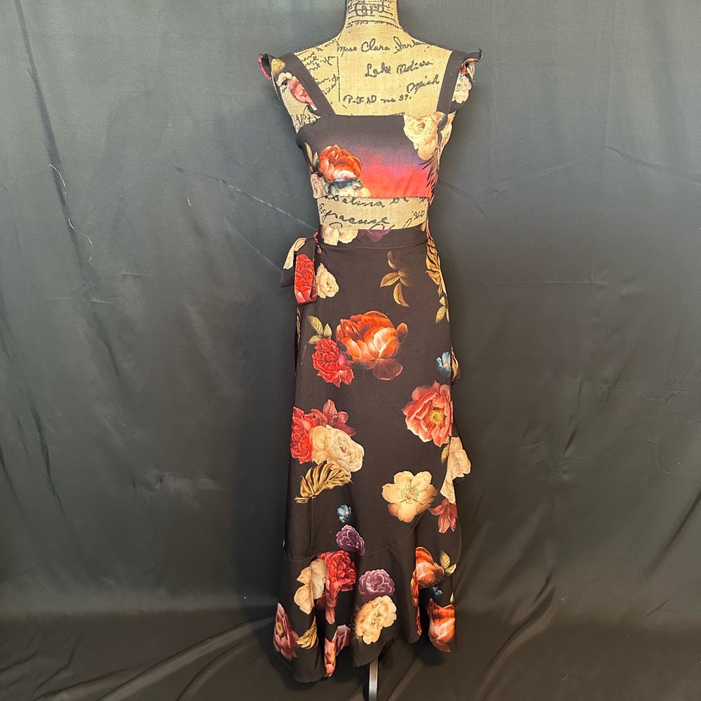 Agua Bendita Black and Red Floral Skirt Set